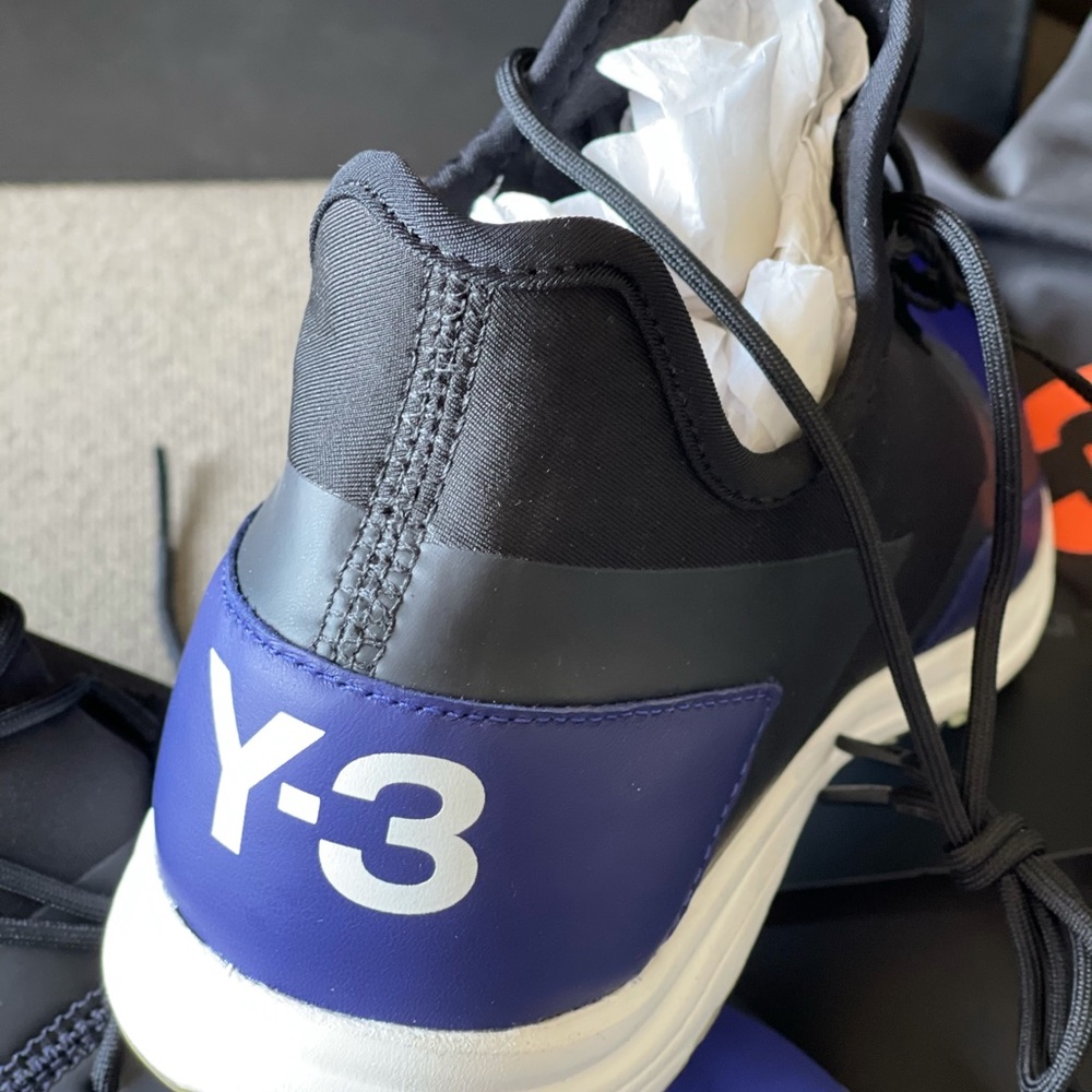 Y3 - Picture 3 of 5